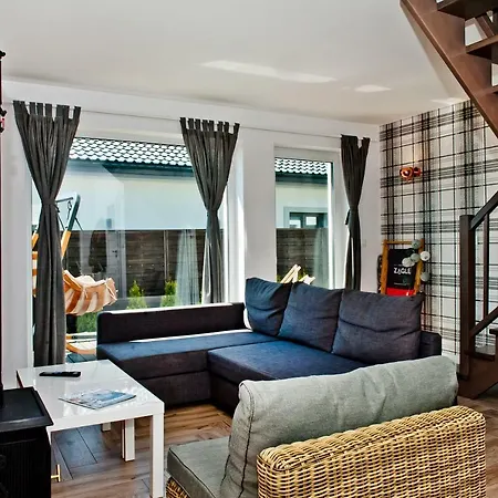 Czerwone Zagle Caloroczne Lejlighed