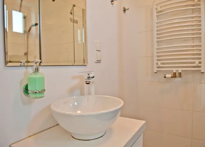 Daire Czerwone Zagle Caloroczne *